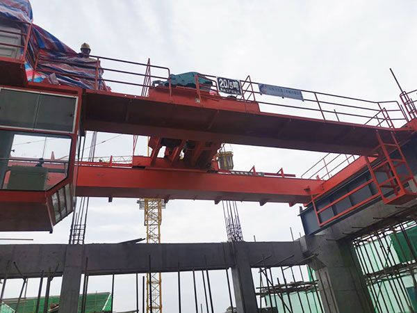 Double beam crane