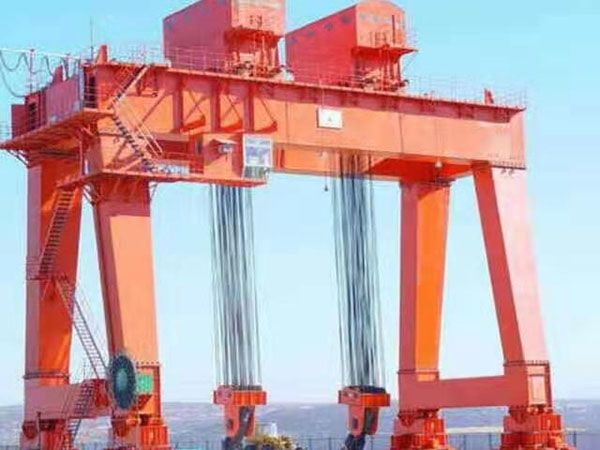 雙梁門式起重機(jī)