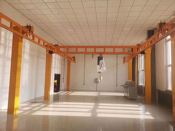 懸掛式起重機